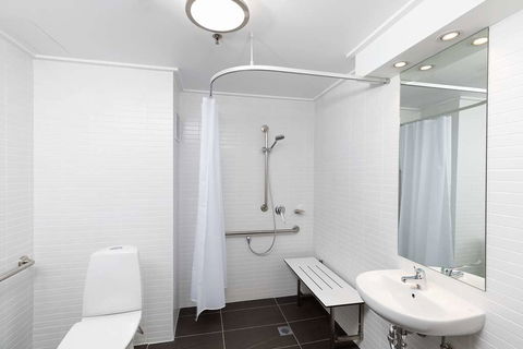 Rydges Capital Hill - Accommodation Nelson Bay 2