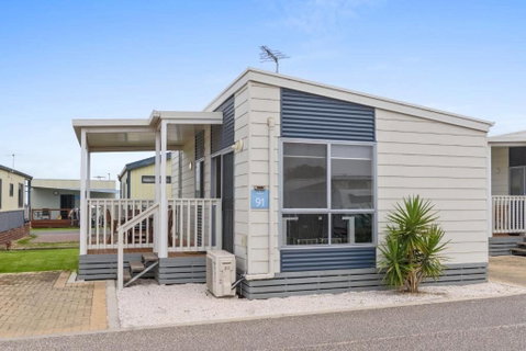 Discovery Parks Adelaide Beachfront - Accommodation Nelson Bay 2