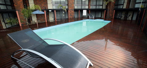 Warrnambool Central Court - Accommodation Nelson Bay 2
