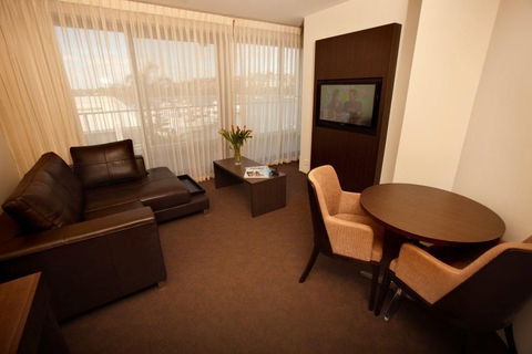 Pier 21 Apartment Hotel - Accommodation Nelson Bay 2
