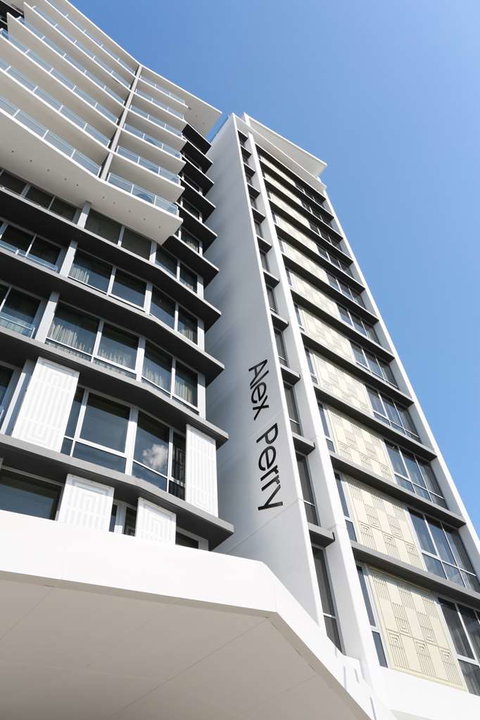 Alex Perry Hotel and Apartments - Accommodation Nelson Bay 1