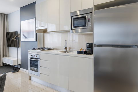Meriton Suites Zetland - Accommodation Nelson Bay 0