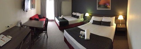 Country Comfort Hunts Liverpool - Accommodation Nelson Bay 2