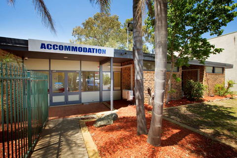 Nightcap At High Flyer Hotel - Accommodation Nelson Bay 1