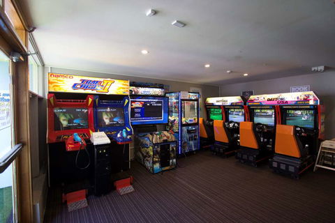 Nightcap At High Flyer Hotel - Accommodation Nelson Bay 2