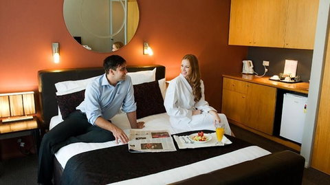 The Clarendon Hotel - Accommodation Nelson Bay 2