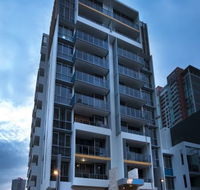 Meriton Suites Southport - Accommodation Nelson Bay