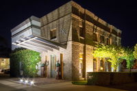 Book Orange Accommodation Vacations Accommodation Nelson Bay Accommodation Nelson Bay