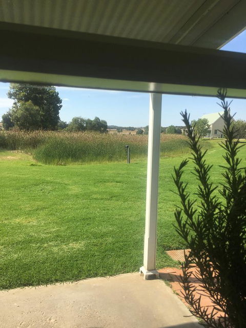 The Lake House Retreat - Accommodation Nelson Bay 19