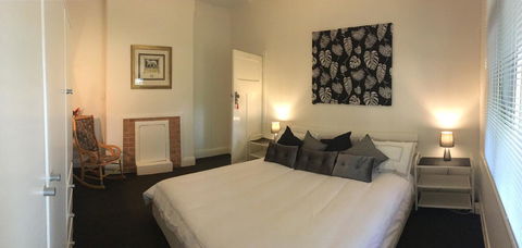 Cowan Street Bungalow - Accommodation Nelson Bay 3