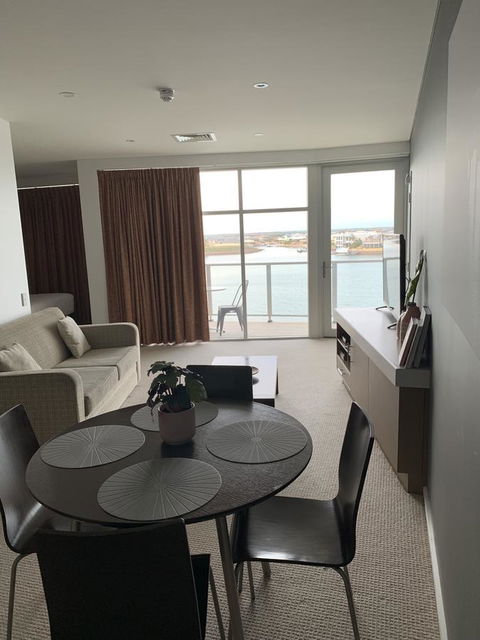 Wallaroo Marina Stayz - Accommodation Nelson Bay 8