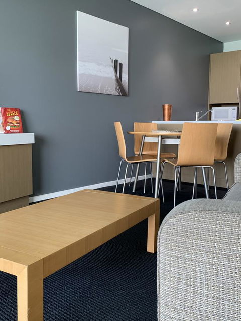 Wallaroo Marina Stayz - Accommodation Nelson Bay 14