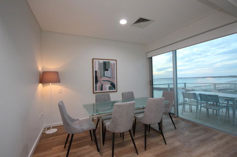 Wallaroo Marina Apartments - Accommodation Nelson Bay 19