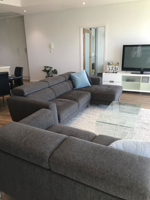 Wallaroo Marina Apartments - Accommodation Nelson Bay 4