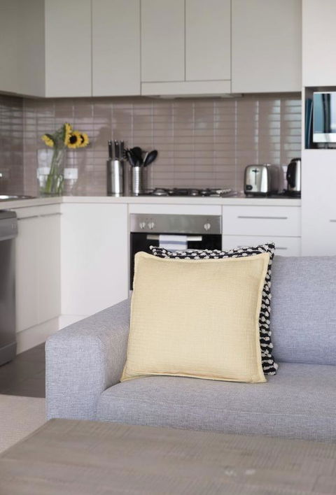 Port Adelaide Executive Waterfront Apartment - Accommodation Nelson Bay 19