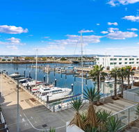 Port Adelaide Executive Waterfront Apartment - Accommodation Nelson Bay