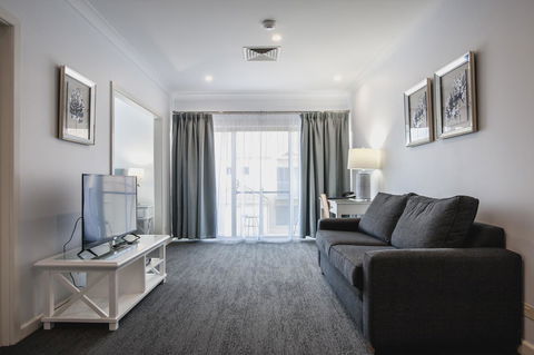 Marina Hotel - Accommodation Nelson Bay 10