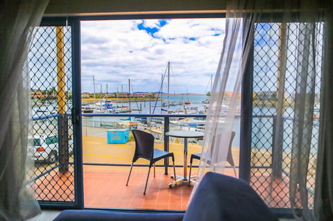 Marina Hotel - Accommodation Nelson Bay 29