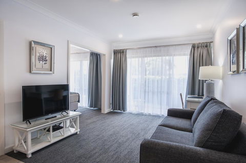 Marina Hotel - Accommodation Nelson Bay 24