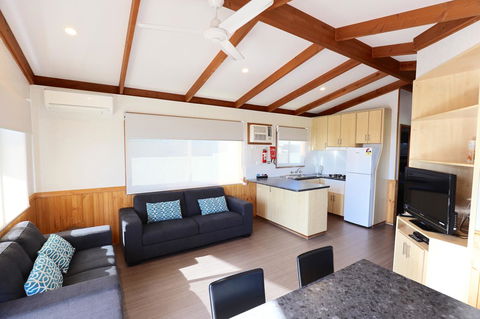 Discovery Parks - Robe - Nelsons Bay Accommodation 5