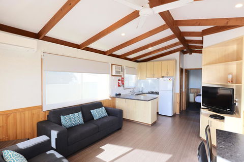 Discovery Parks - Robe - Nelsons Bay Accommodation 4