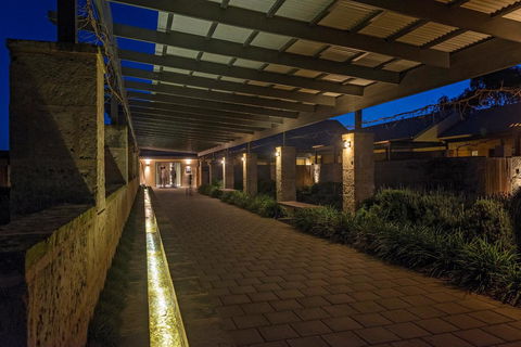 The Louise - Accommodation Nelson Bay 27