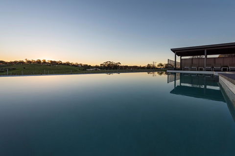 The Louise - Accommodation Nelson Bay 43