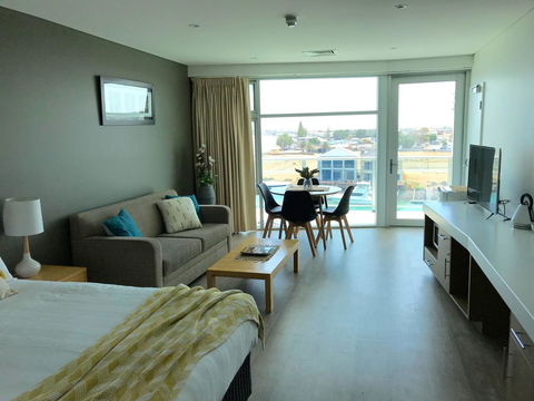 Ocean View Luxury Apartment & Suite - Accommodation Nelson Bay 24