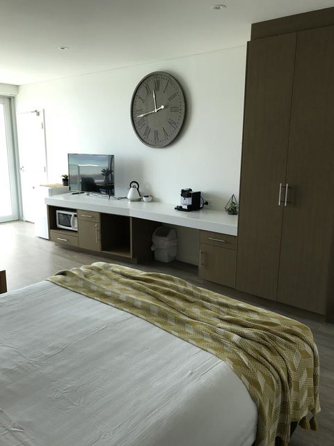 Ocean View Luxury Apartment & Suite - Accommodation Nelson Bay 14