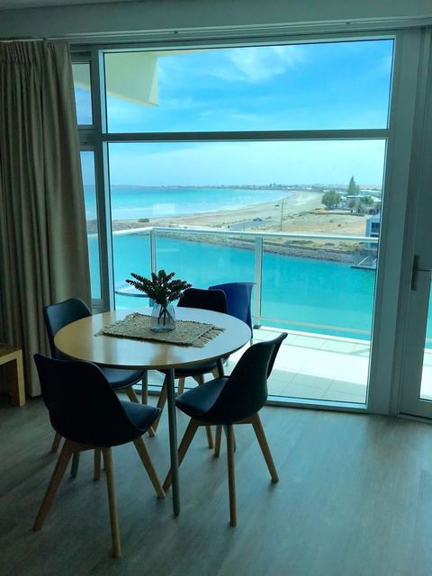 Ocean View Luxury Apartment & Suite - Accommodation Nelson Bay 22
