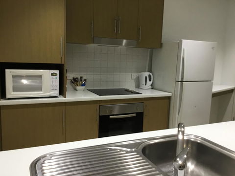 Wallaroo Marina Waterfront Luxe Apartment - Accommodation Nelson Bay 10
