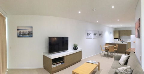 Wallaroo Marina Waterfront Luxe Apartment - Accommodation Nelson Bay 7