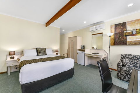William Macintosh Motor Lodge - Nelsons Bay Accommodation 28