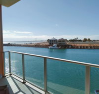 Wallaroo Marina Executive Apartments - Accommodation Nelson Bay
