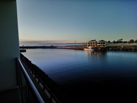 Wallaroo Marina Executive Apartments - Accommodation Nelson Bay 20