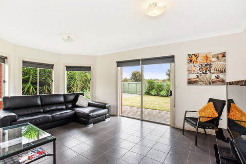 'The Hidden Diamond' - Normanville - Accommodation Nelson Bay 21