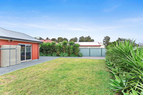'The Hidden Diamond' - Normanville - Accommodation Nelson Bay 32