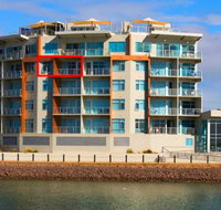 Wallaroo Marina Luxury Apartment - Accommodation Nelson Bay