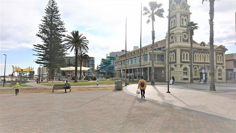 Hi 5 Glenelg Studio Apartment - Accommodation Nelson Bay 26