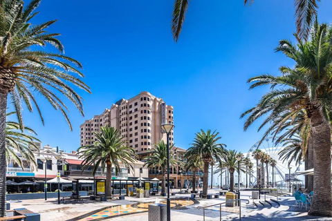 Hi 5 Glenelg Studio Apartment - Accommodation Nelson Bay 30