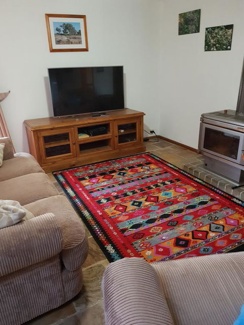Frog Song At Willunga - Accommodation Nelson Bay 11