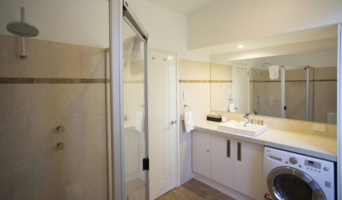 Barossa Pavilions & Glasshouse - Accommodation Nelson Bay 12