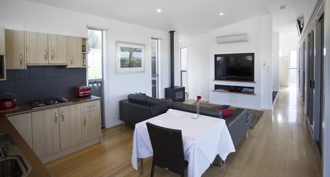 Barossa Pavilions & Glasshouse - Accommodation Nelson Bay 6