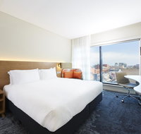 Holiday Inn Express Adelaide City Centre - Accommodation Nelson Bay