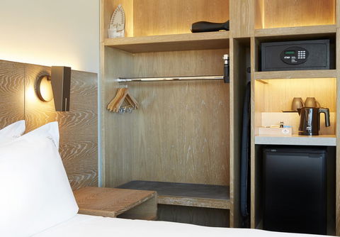 Holiday Inn Express Adelaide City Centre, An IHG Hotel - Accommodation Nelson Bay 9