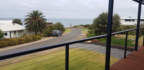 Breeze On Northbay 67 Elizabeth Crescent Carrickalinga - Nelson Bay Accommodation.com 10