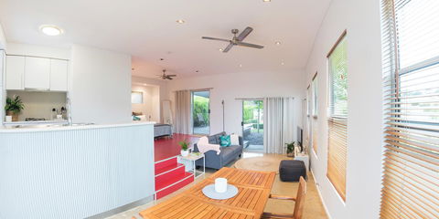S T U D I O 22 Peaceful Retreat With Garden Views - Accommodation Nelson Bay 1