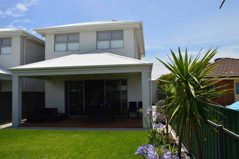 Eastern Breeze - Accommodation Nelson Bay 10