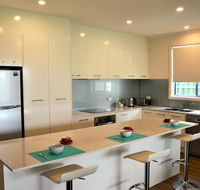 Eastern Breeze - Accommodation Nelson Bay