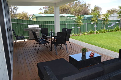 Eastern Breeze - Accommodation Nelson Bay 12